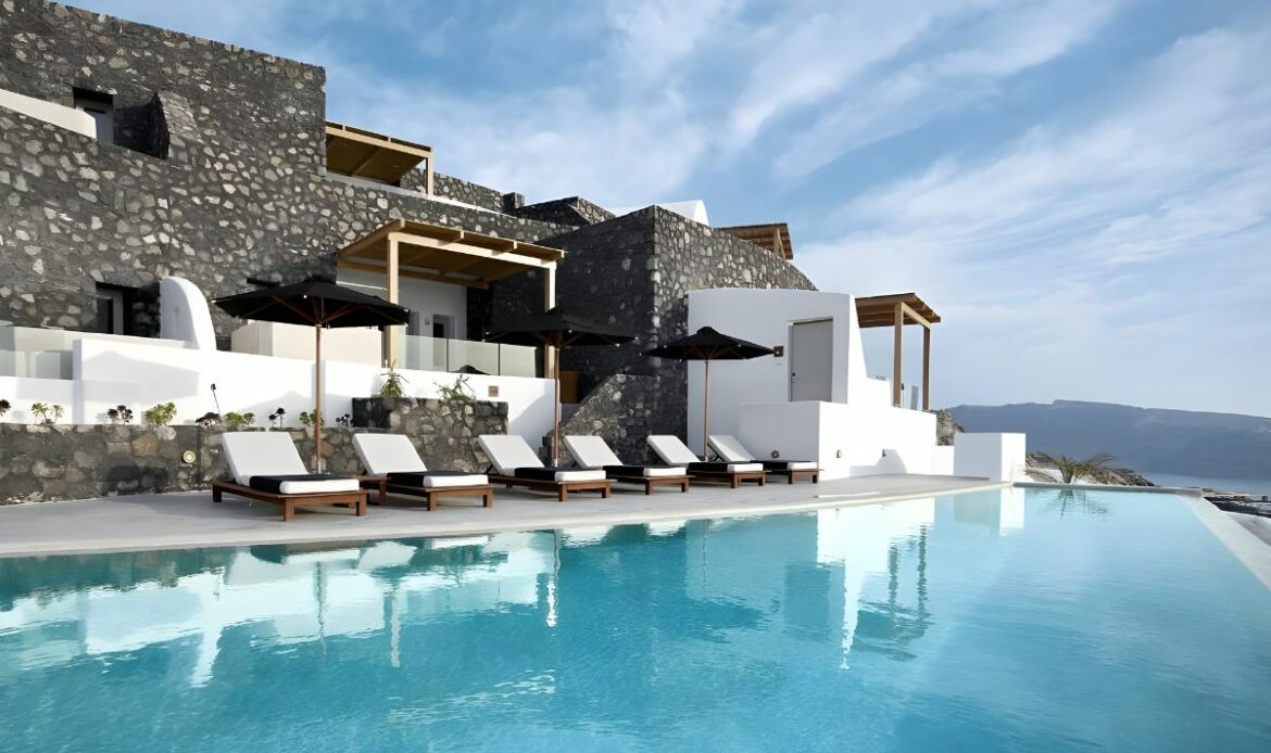 Santo Maris Oia Luxury Suites & Spa