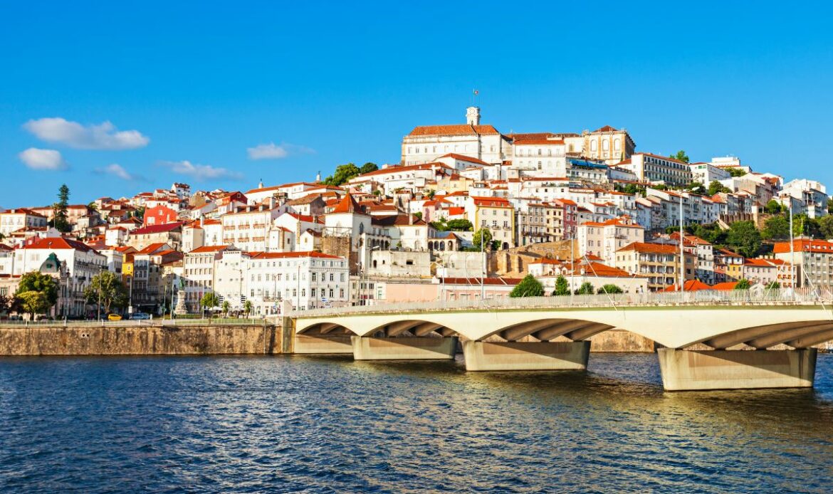 Coimbra jolie ville Portugal
