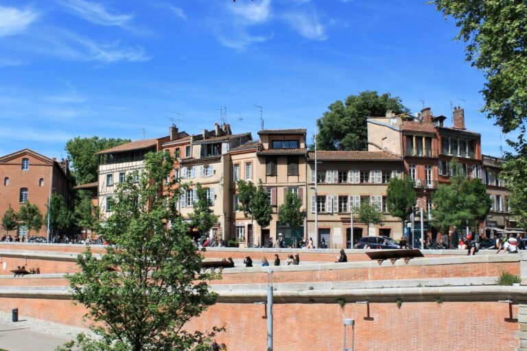 Les 8 plus beaux quartiers de Toulouse à voir absolument - Hôtel Secret