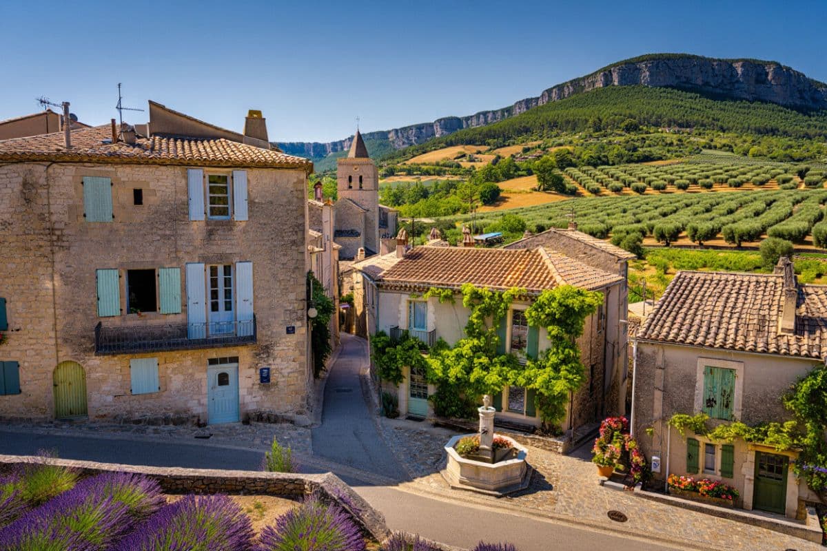 Plus beaux village barronnies provençales