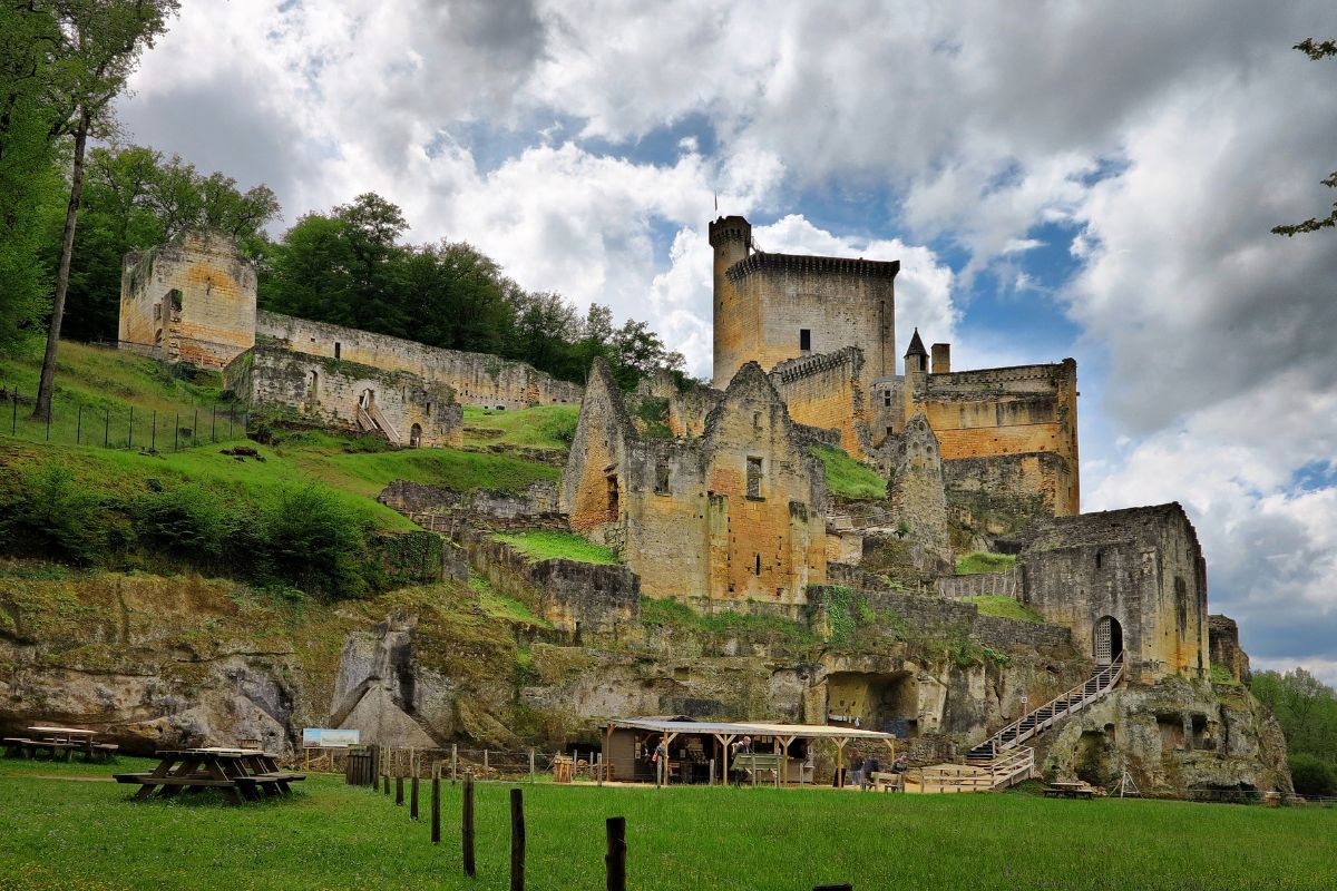 Château de Commarque Château de Commarque