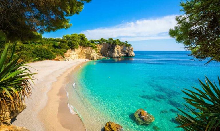 Top 10 des plus belles plages de france 2025